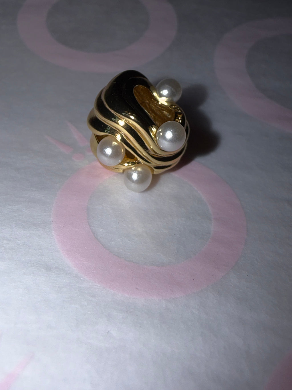 Abstract Waves Charm